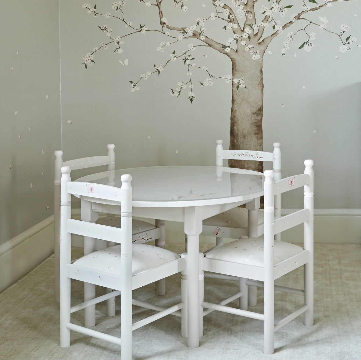 Round Table - Linen Blossom with Briar Pink Trim