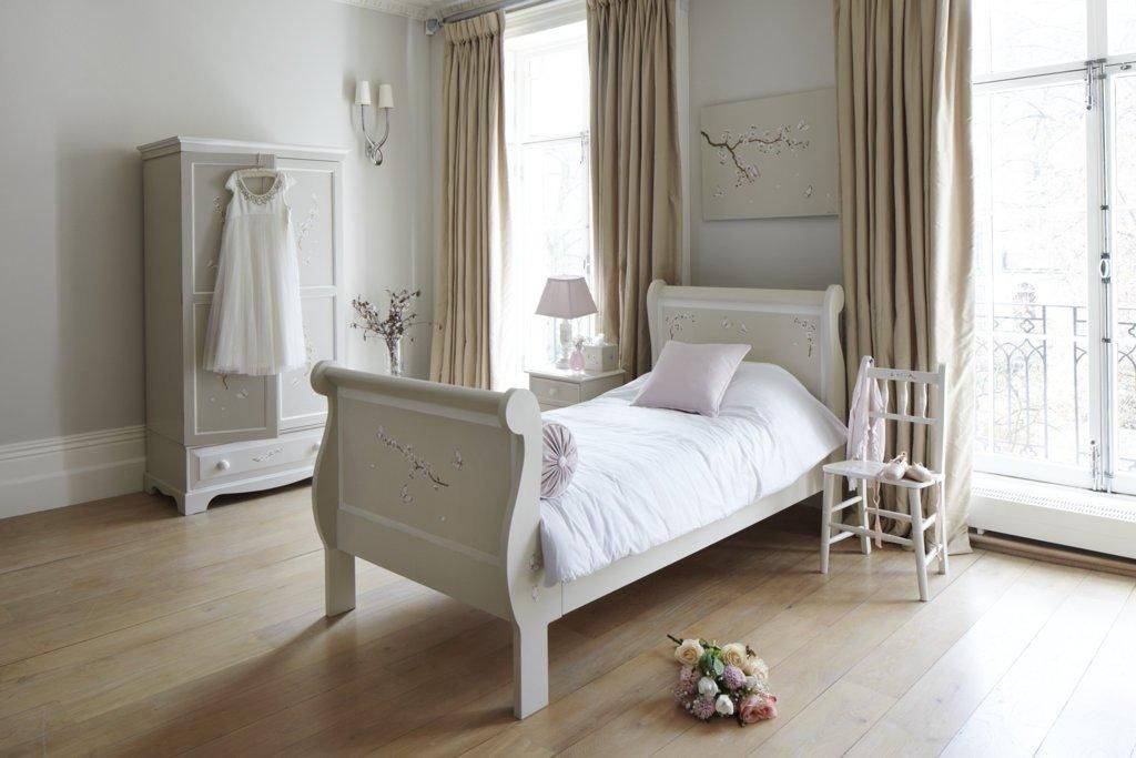 Single Sleigh Bed - Linen Blossom